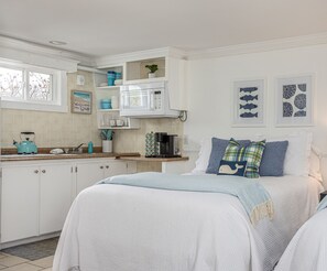 1 chambre, fer et planche à repasser, Wi-Fi gratuit, draps fournis