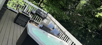 "A Retreat Getaway • Magical Theater, Game Room & Hot Tub!"