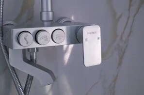 Pomme de douche portative