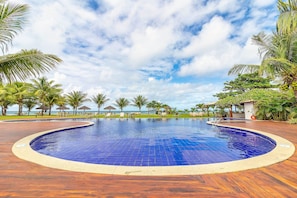 Outdoor pool, sun loungers