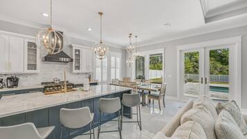 House | Private kitchen | Full-size fridge, microwave, oven, stovetop