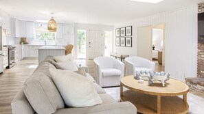 Casa, varias camas, acceso a la alberca, vista al campo de golf | 3 habitaciones, decoración personalizada y muebles diferentes 
