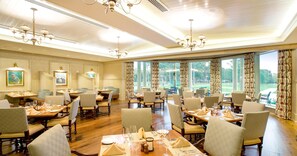 Dining - 5 Willow Oak Road at The Sea Pines Resort (Hilton Head Island)
