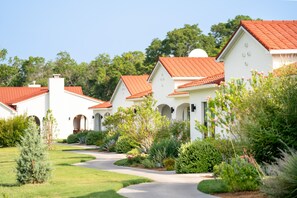 Exterior detail - La Palmilla Texas (Glen Rose)