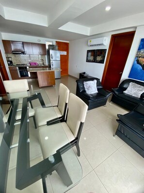Standard Apartment | Dining room