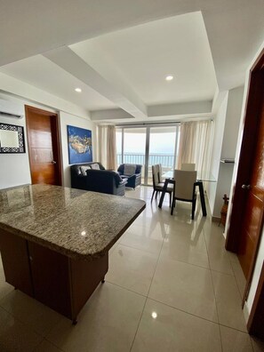 Televisión LCD 32 pulgadas con canales de televisión por cable