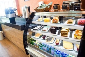 Dining - breathtaking studio, w/ocean and lagoon views, amazing wrap around balcony,... (Cancu´n)