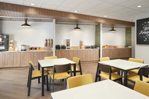 Desayuno continental incluido todos los días