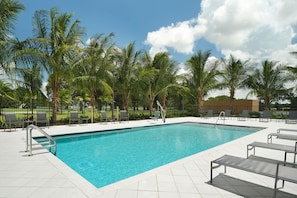 Outdoor pool, open 8:00 AM to 9:00 PM, pool umbrellas, sun loungers