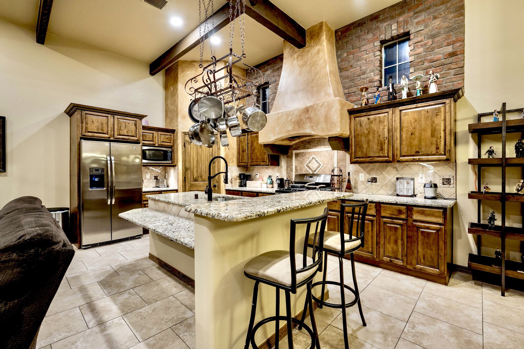 冰箱、微波炉、烤箱、炉灶