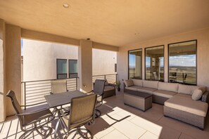 Ferienhaus, Mehrere Betten (Desert Retreat) | Speisen im Freien