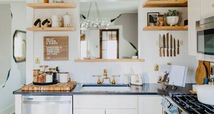 NEW! Boutique Inspired 2BR Loft, Lake Geneva