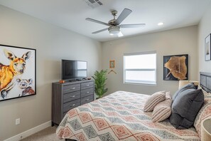 House, Multiple Beds (Around The World At The Ledges) | 5 bedrooms - Around The World At The Ledges (St. George)