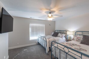 House, Multiple Beds (Pool ParTee Paradise) | 5 bedrooms - Pool Partee Paradise (St. George)