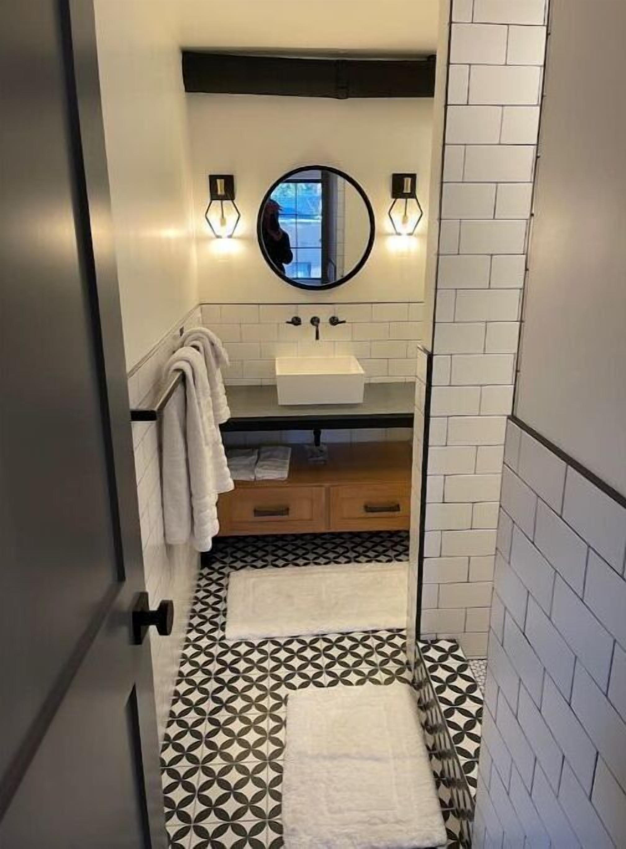 Miner’s Studio - Striking industrial modern