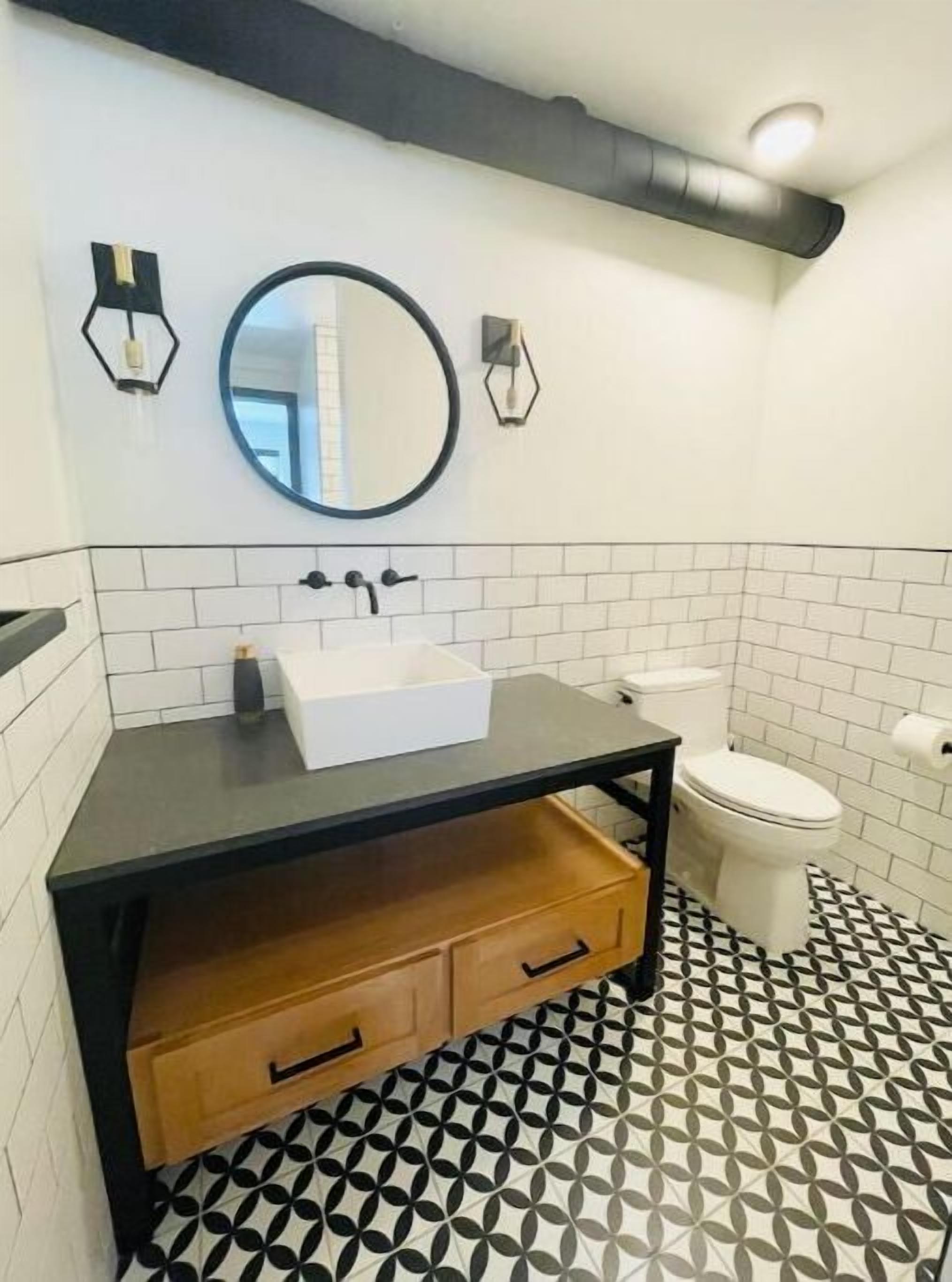 Miner’s Studio - Striking industrial modern