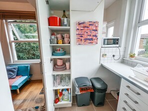Interior - 3BR Flat Fully Equipped, Garden Office & Close to Wimbledon (London)
