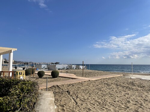 Ref 290: Townhouse with roof terrace ,pool sea view,& easy walk to the beach.