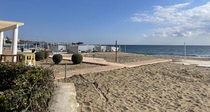 Ref 290: Townhouse with roof terrace ,pool sea view,& easy walk to the beach.