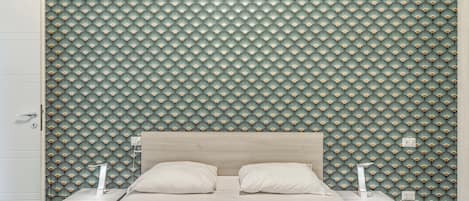 2 多间卧室、WiFi、床单