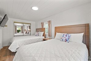 2 quartos, ferros/tábuas de passar roupa, Wi-Fi, roupa de cama