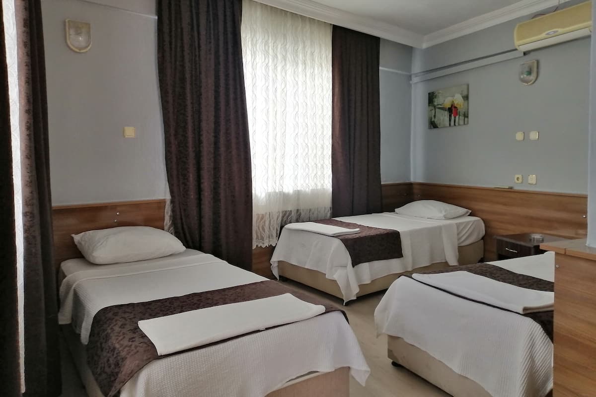 13 habitaciones y wifi gratis