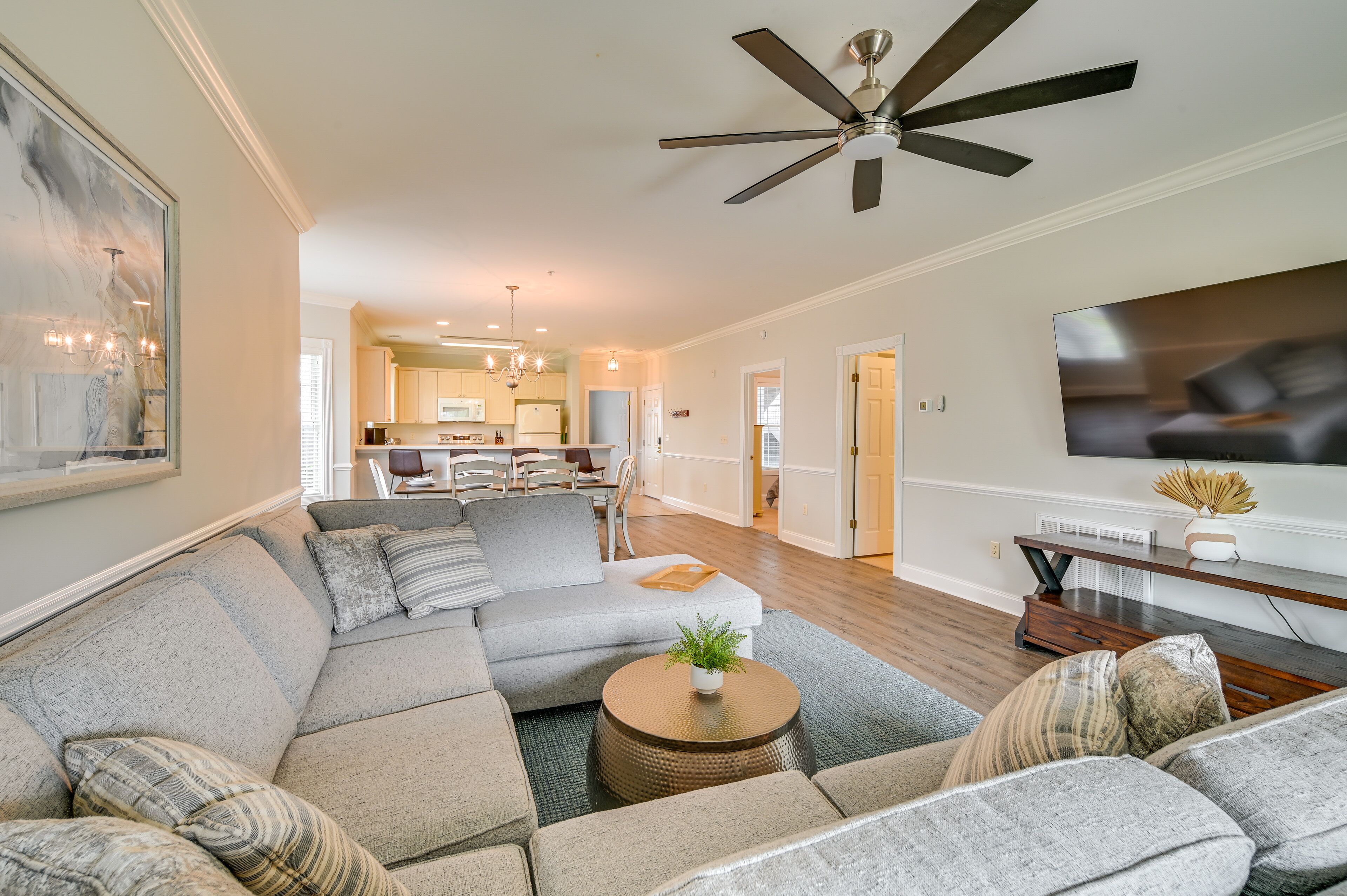 Modern Myrtle Beach Vacation Rental: 3 Mi to Ocean