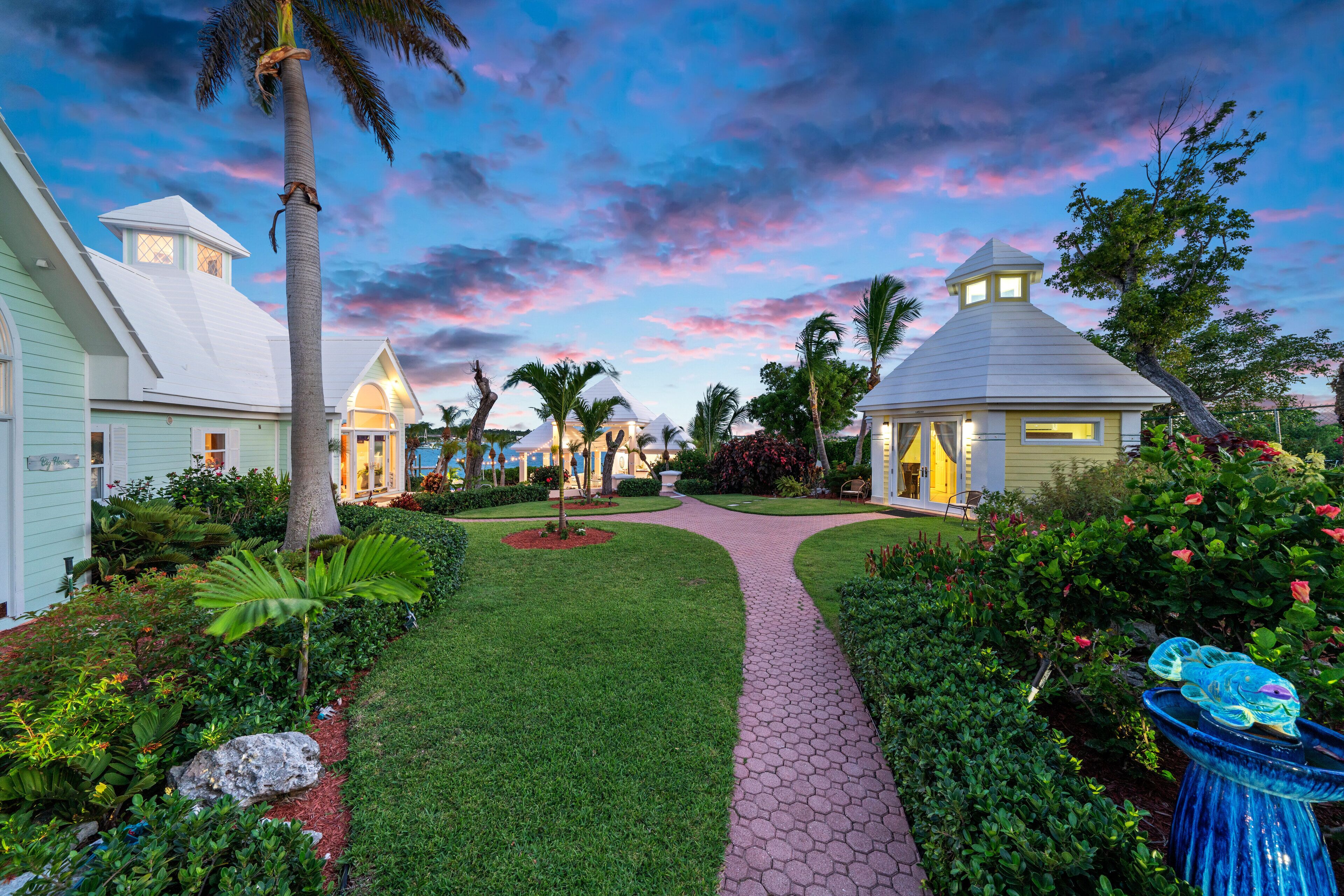 المنطقة المحيطة بالمنشأة