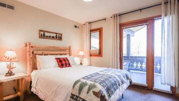 4 bedrooms, WiFi, bed sheets