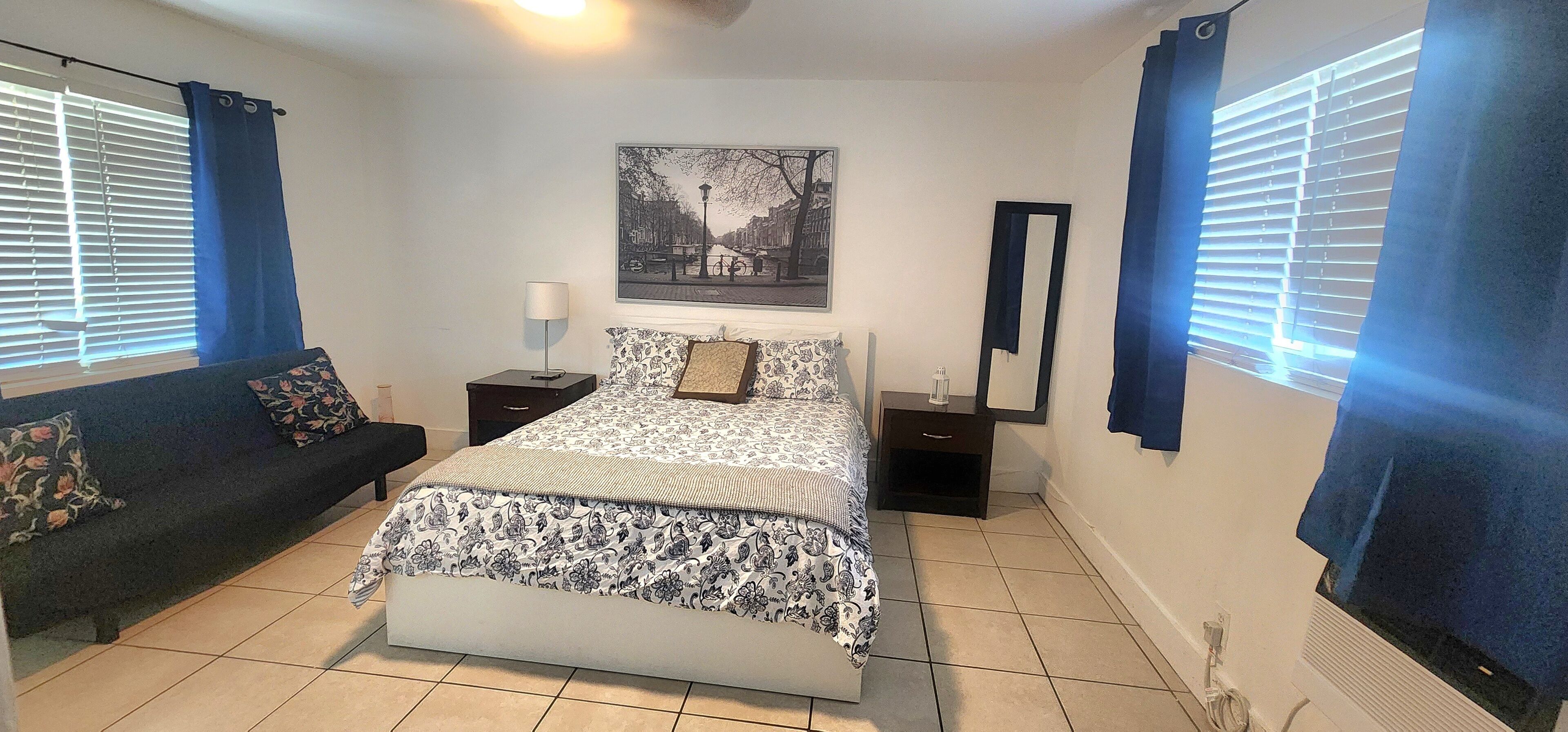 oasis at hollywood ll unit 8-sleeps 3
