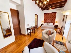 Deluxe Room, 1 King Bed, Non Smoking, Terrace | Premium bedding, down comforters, minibar, in-room safe - Venetian Palace Chania (Chania)