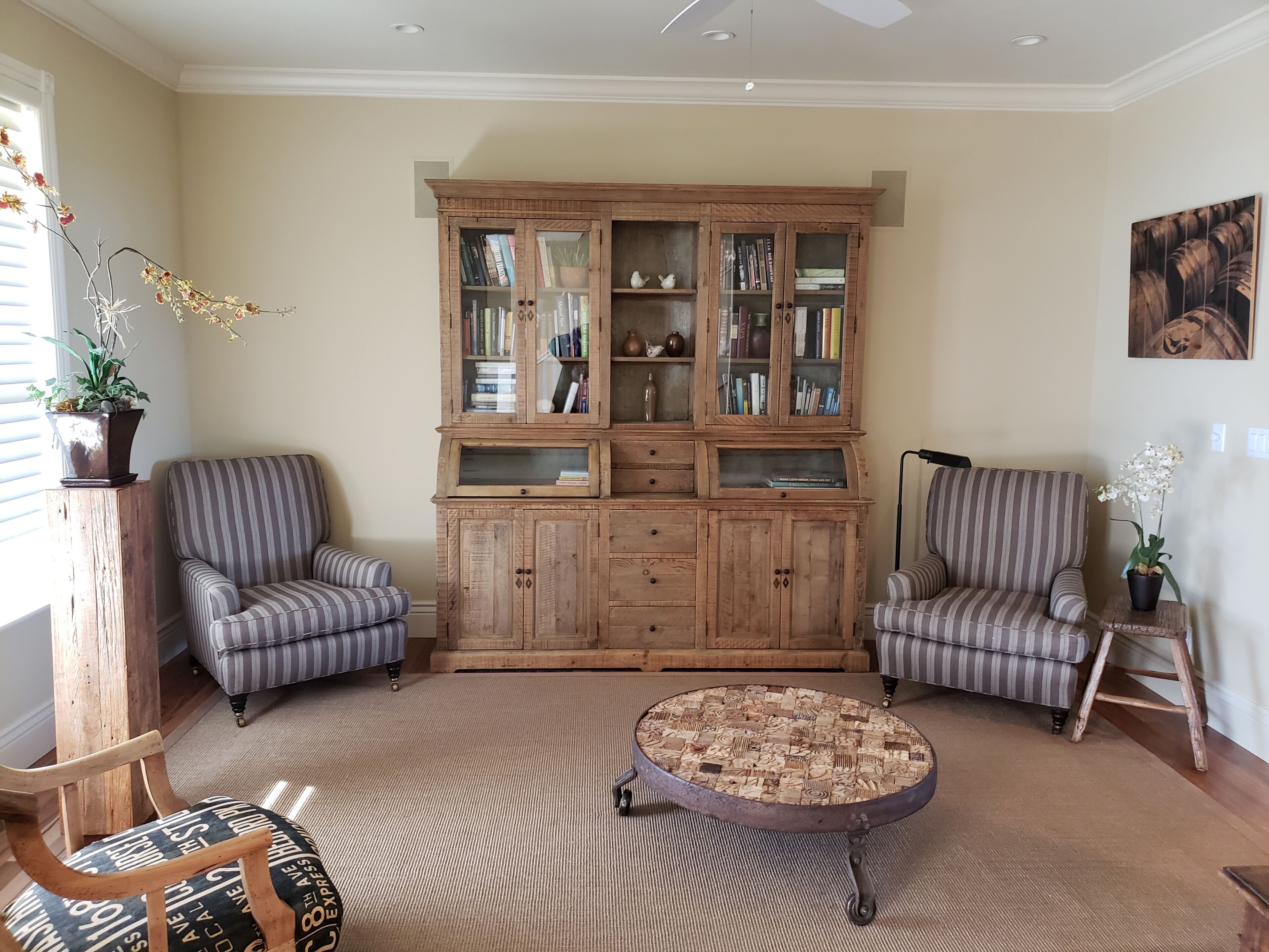 Luxury Vintner's Residence overlooking Boatique Winery Estate