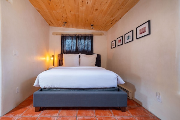 You will sleep sound in this bed!