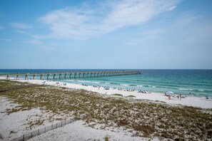 On the beach - Where the Sky Touches the Sea it's Navarre Beach Regency 403 (Navarre)