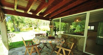 Casa da Luz Charming Cottage w/ Beautiful Garden