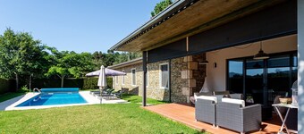 Villa 271 Charming Holiday Villa Near Coast