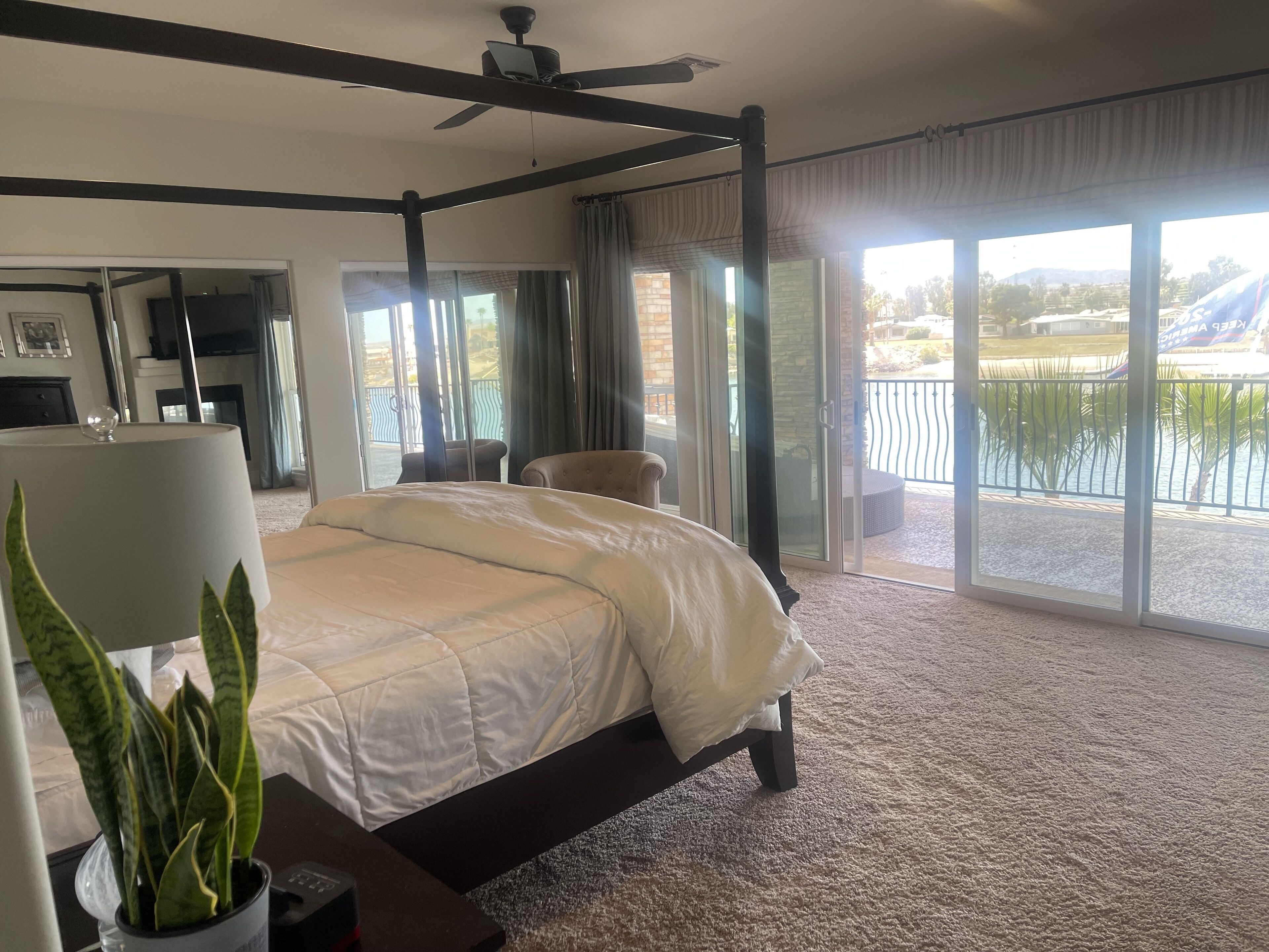 Cheerful Home on the River