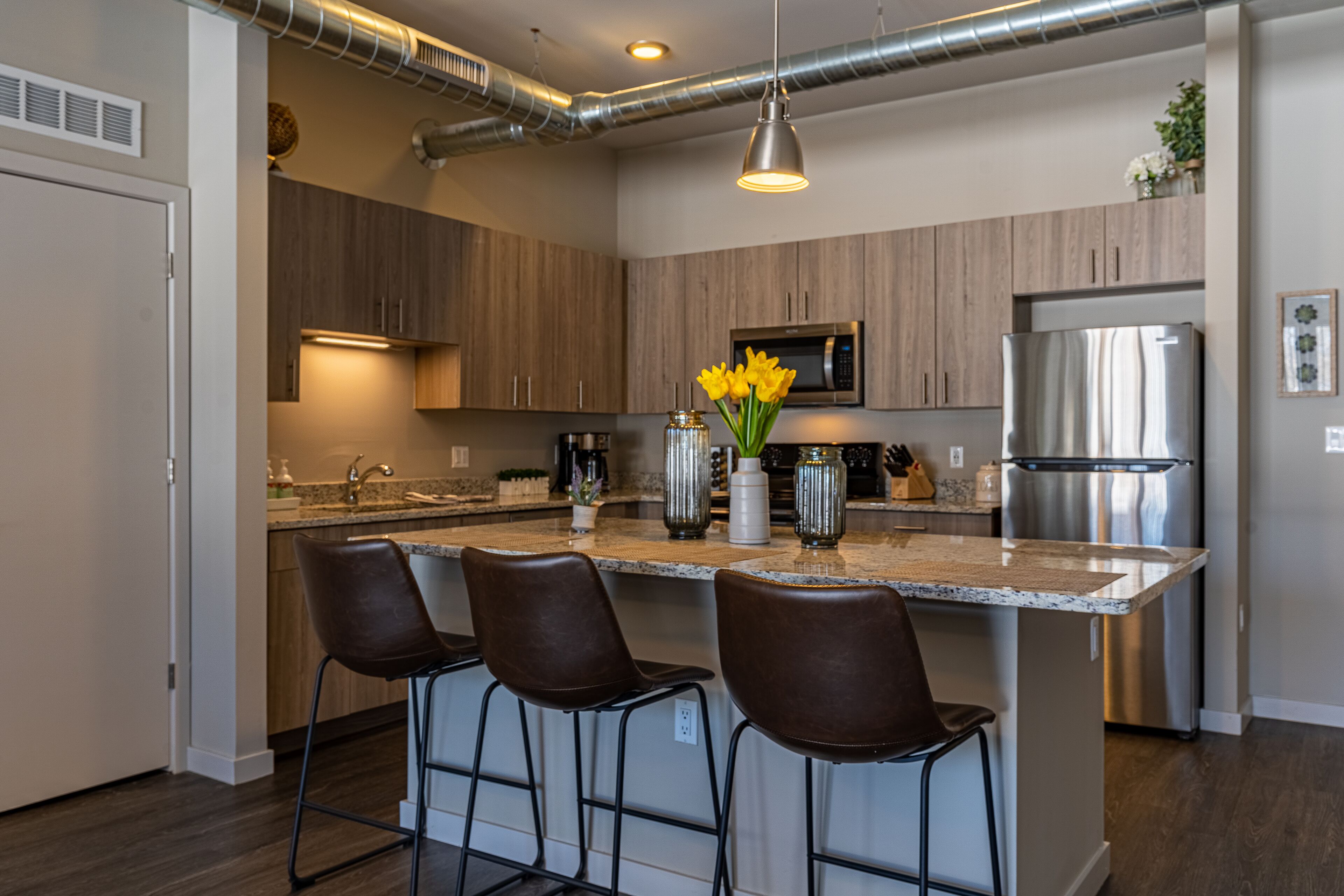 NEW Corporate Luxe Industrial Apartment in Downtown Milford