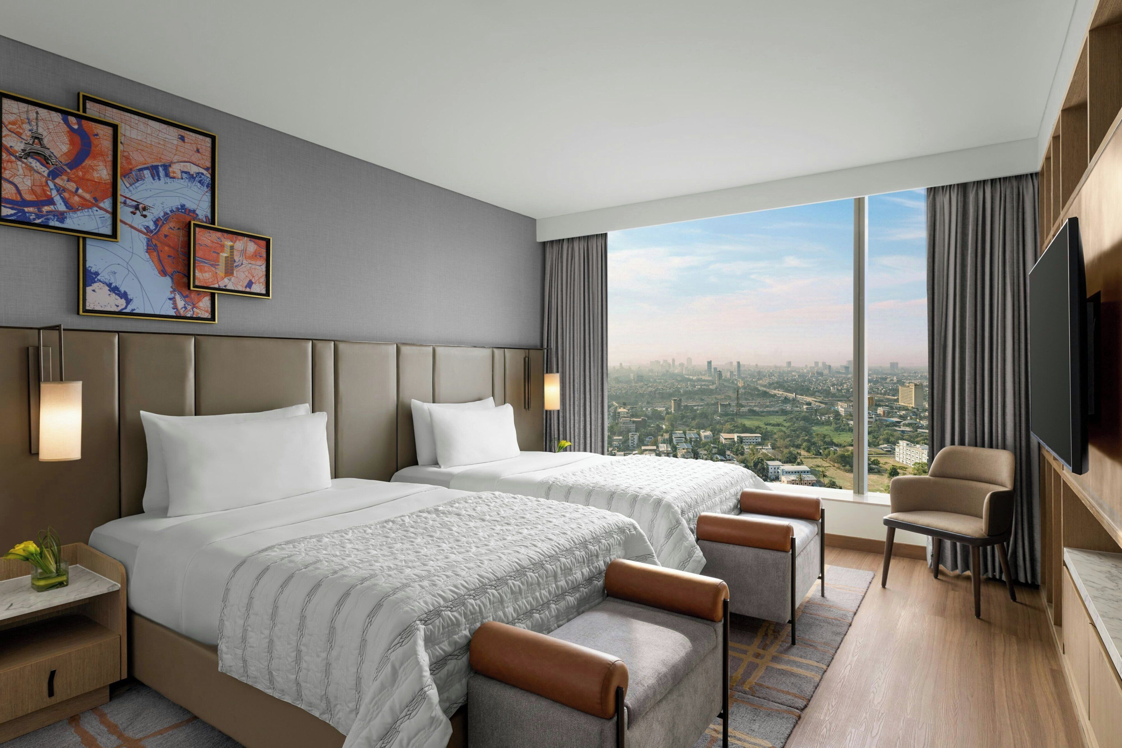 Roupas de cama premium, edredons de pluma, frigobar, cofres nos quartos