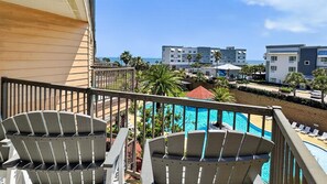 Property grounds - NEW Heated Pool & HOT Tub! Top Floor! Elevator (Galveston)