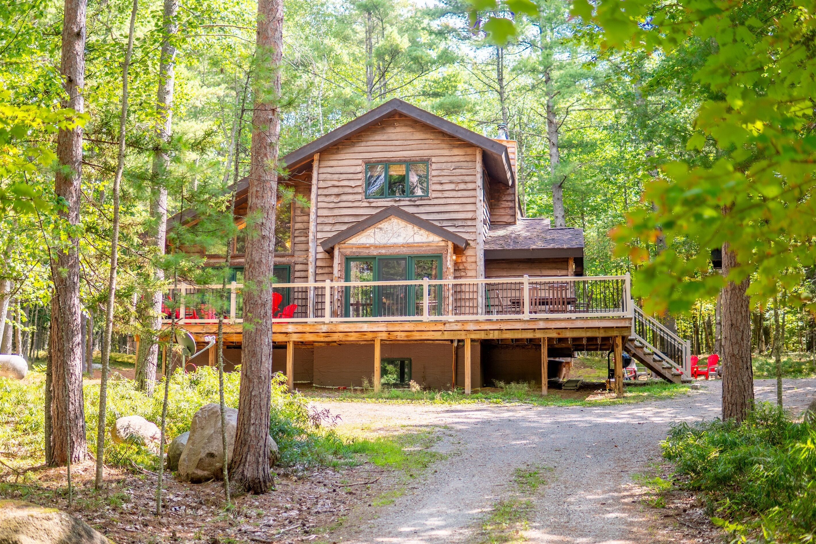 Elegant Mountain Cabin w/Hot Tub