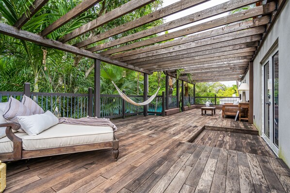 Terrace/patio