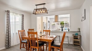 Unclassified image, 5 of 40, button - Culinary Cottage - Pet friendly, king bed wlk2DT (Paso Robles)