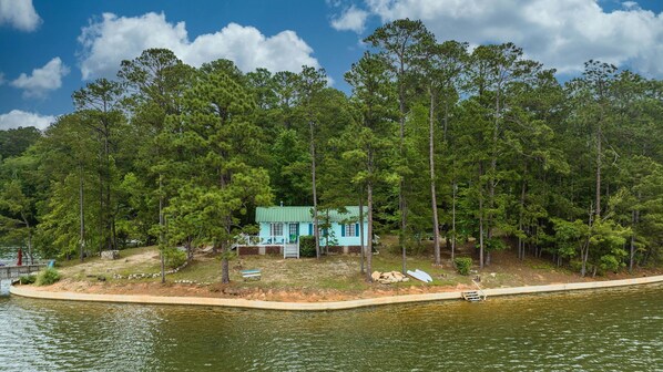 Exterior - Hooked on a Feeling- 2Br Lake Cabin, 2BR Lake Cabin (Tallapoosa County)