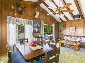 Dining - Hooked on a Feeling- 2Br Lake Cabin, 2BR Lake Cabin (Tallapoosa County)