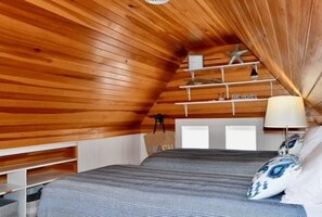 4 bedrooms, WiFi - Sheldon-Lee House (Grand Haven)