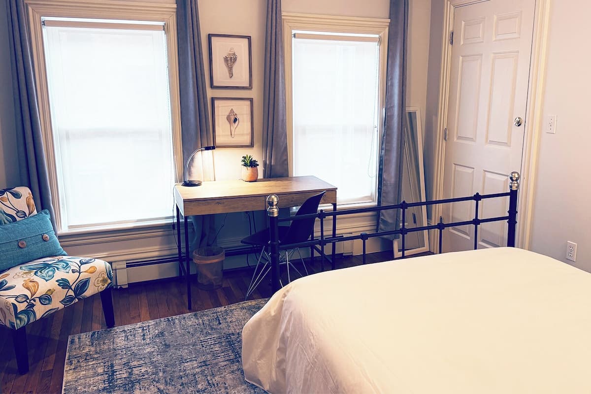 Standard Single Room With Share Bath | 2 bedrooms, iron/ironing board, free WiFi