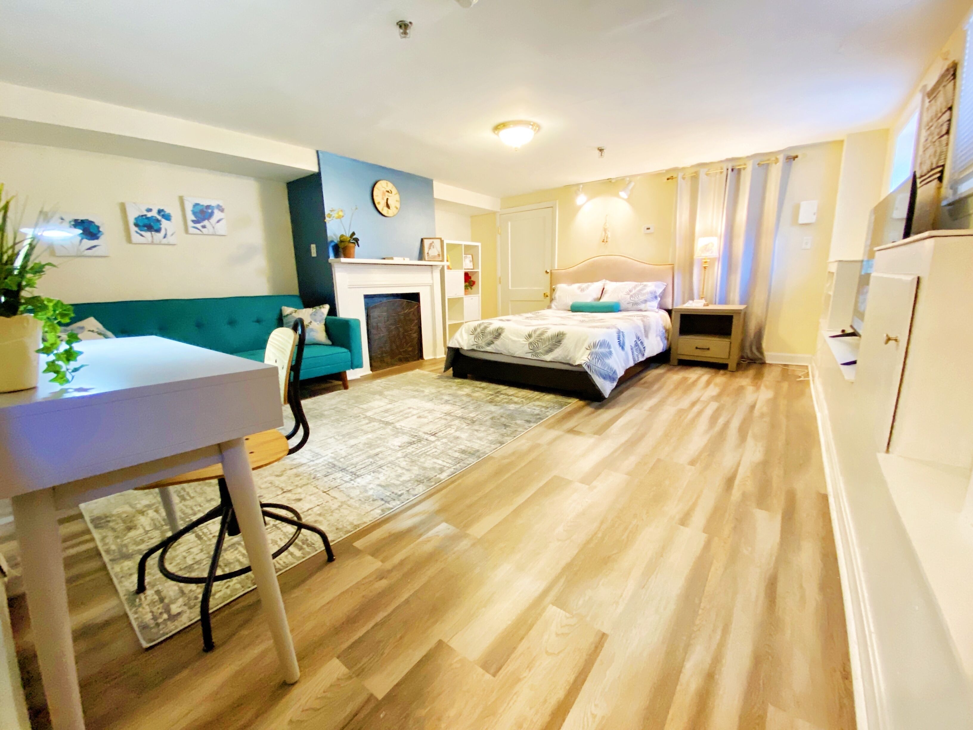 Ginkgo House on Harvard