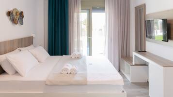 Deluxe Studio | Soundproofing, free WiFi, bed sheets