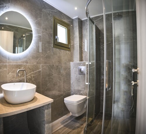 Oliva Suites
